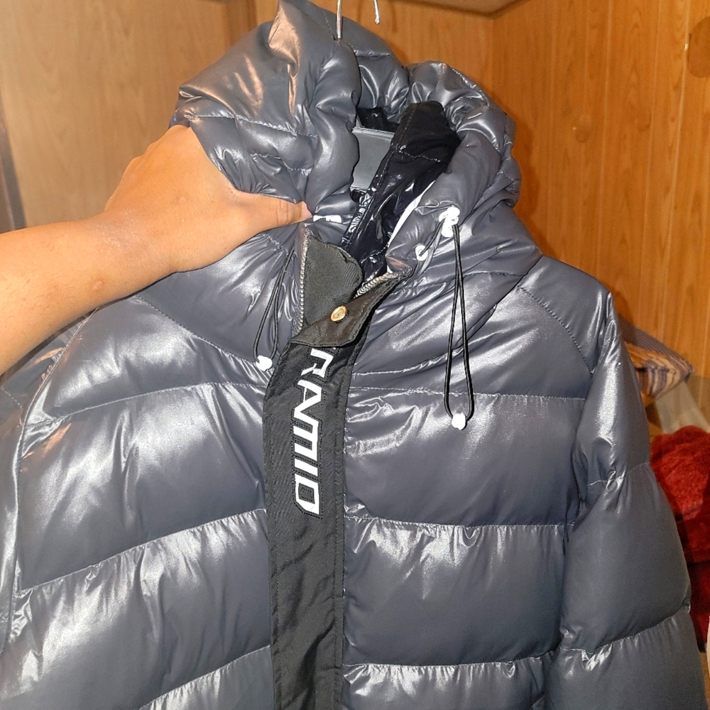 Black Pyramid Puffer